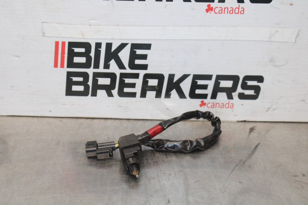 25 KAWASAKI Z900 REAR BACK BRAKE SENSOR BB928