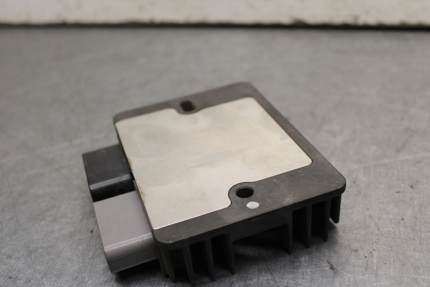 16 KAWASAKI NINJA ZX10R RECTIFIER VOLTAGE REGULATOR 21066-0748  BB650