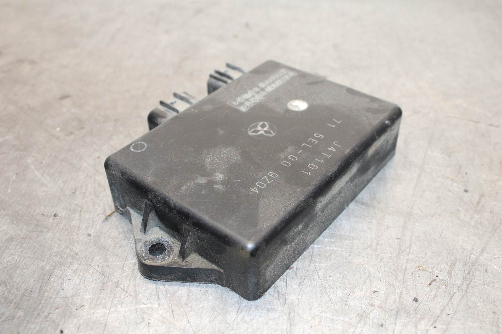 99-00 YAMAHA V STAR 1100 ECU COMPUTER CONTROLLER UNIT BLACK BOX ECM CDI  BB711