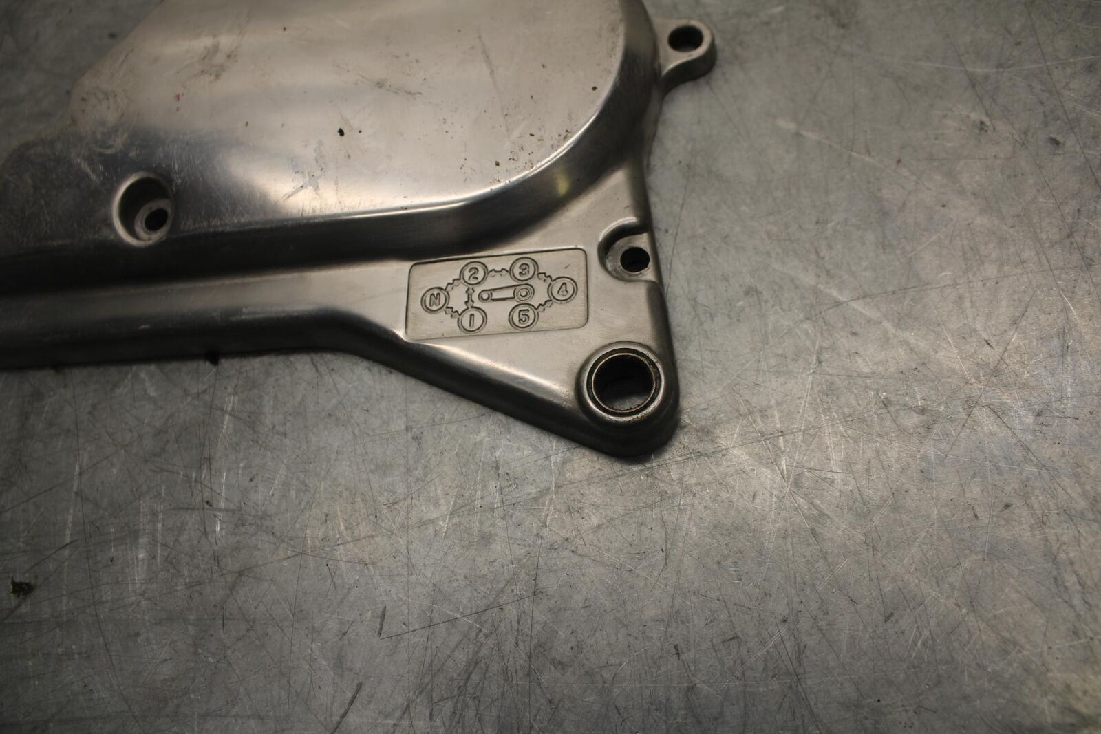 1981 Suzuki GS850G ENGINE SPROCKET COVER BB37