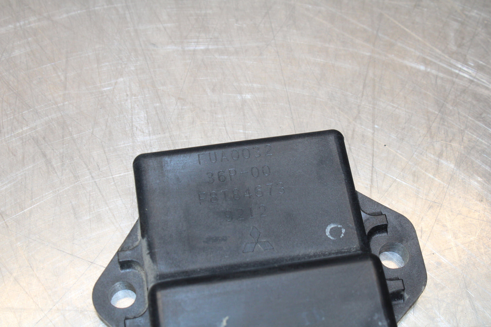 09-15 YAMAHA FZ6R ECU COMPUTER CONTROLLER UNIT BLACK BOX ECM CDI BB161