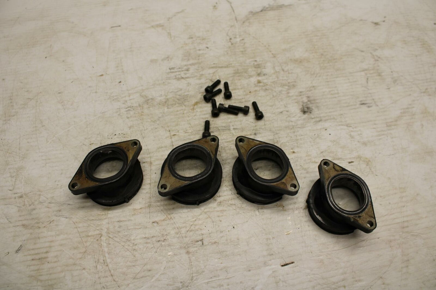 05 YAMAHA YZF R6S AIRBOX INTAKE MANIFLOD BB234