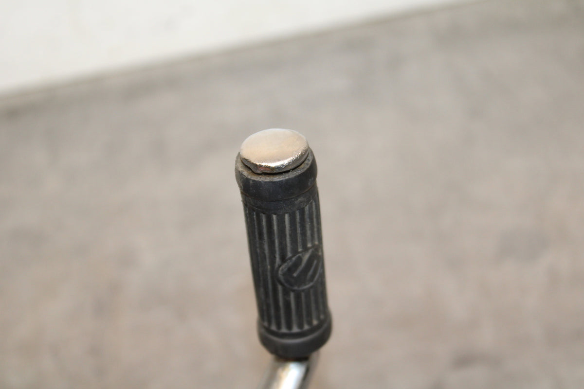 78 SUZUKI GS550E KICKSTART KICK STARTER BB133