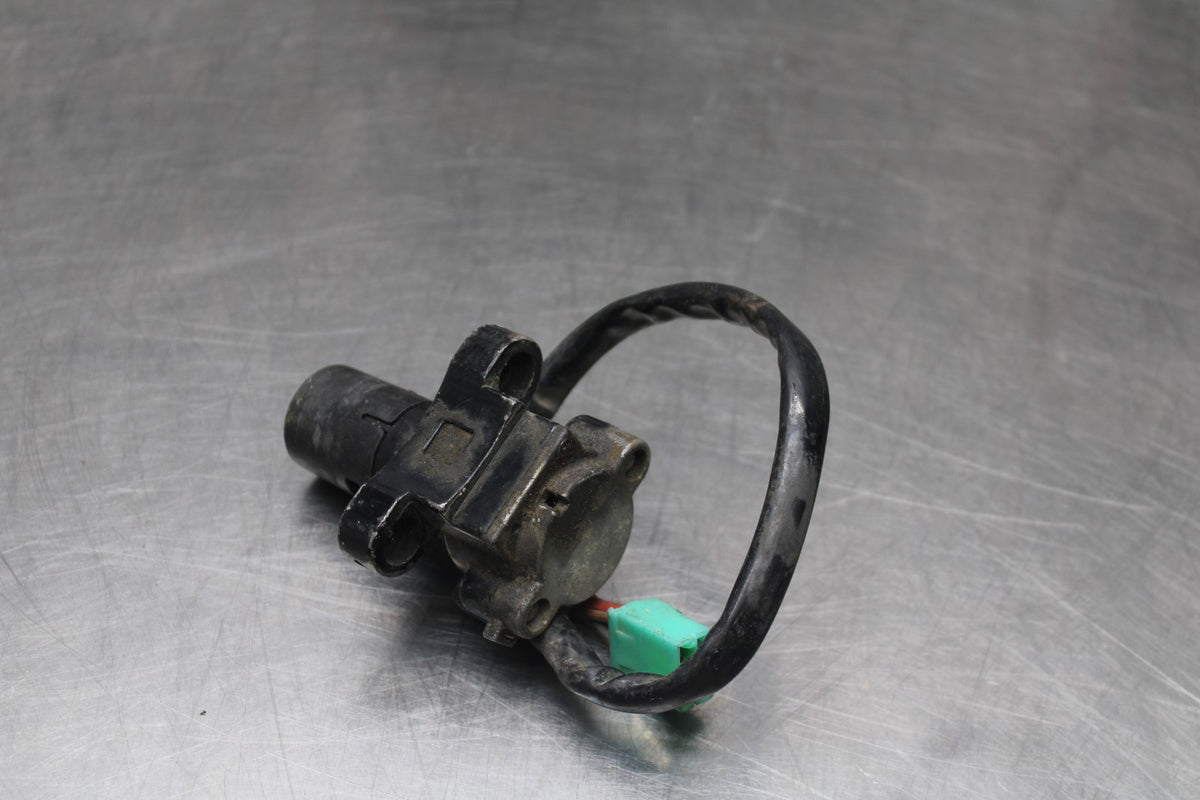86 SUZUKI GSXR1100 G IGNITION LOCK NO KEY SET AND SEAT LOCK BB02