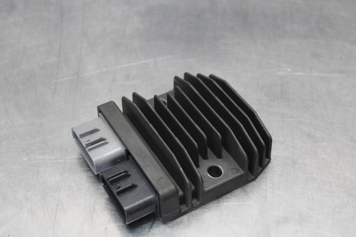 23-24 YAMAHA MT-07 RECTIFIER VOLTAGE REGULATOR BB194