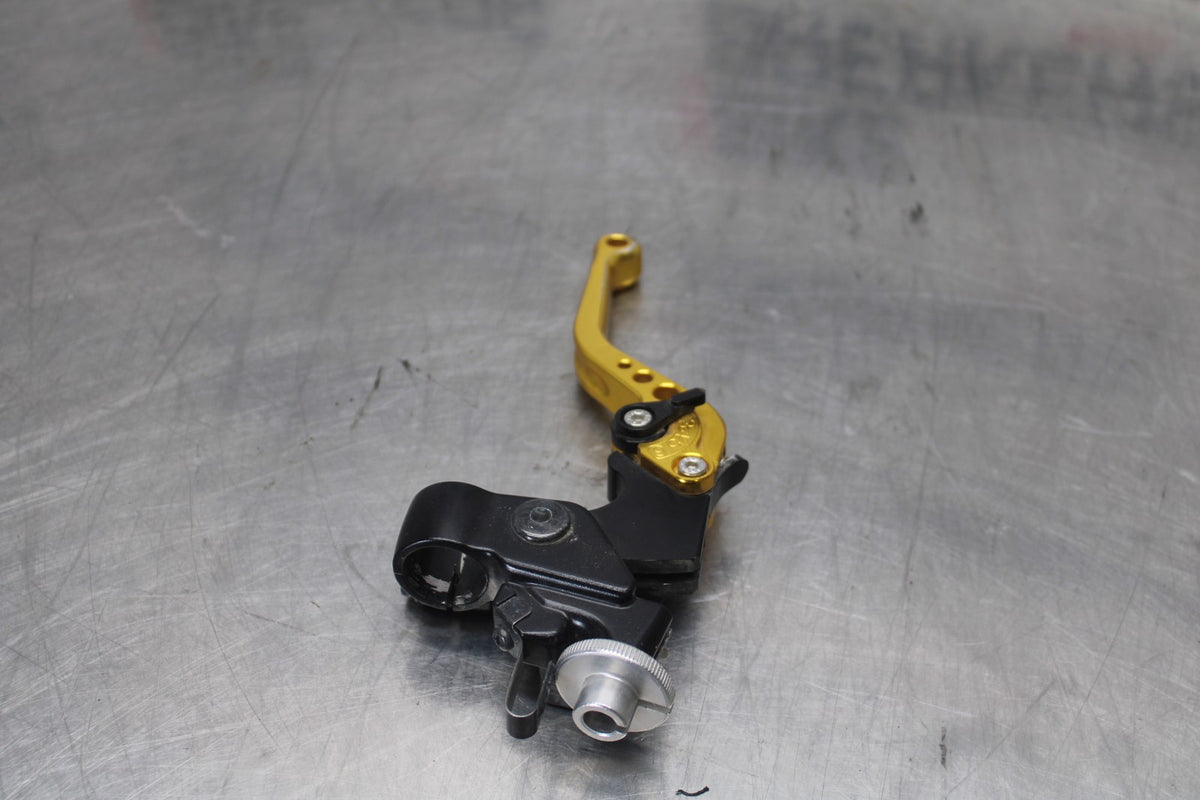 17 YAMAHA YZF R6 CLUTCH PERCH MOUNT WITH LEVER  BB922