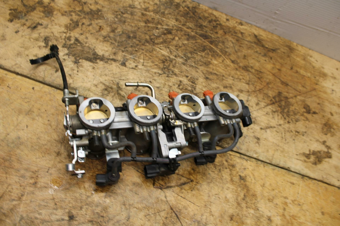 13-18 KAWASAKI NINJA ZX6R MAIN FUEL INJECTORS / THROTTLE BODIES BB349