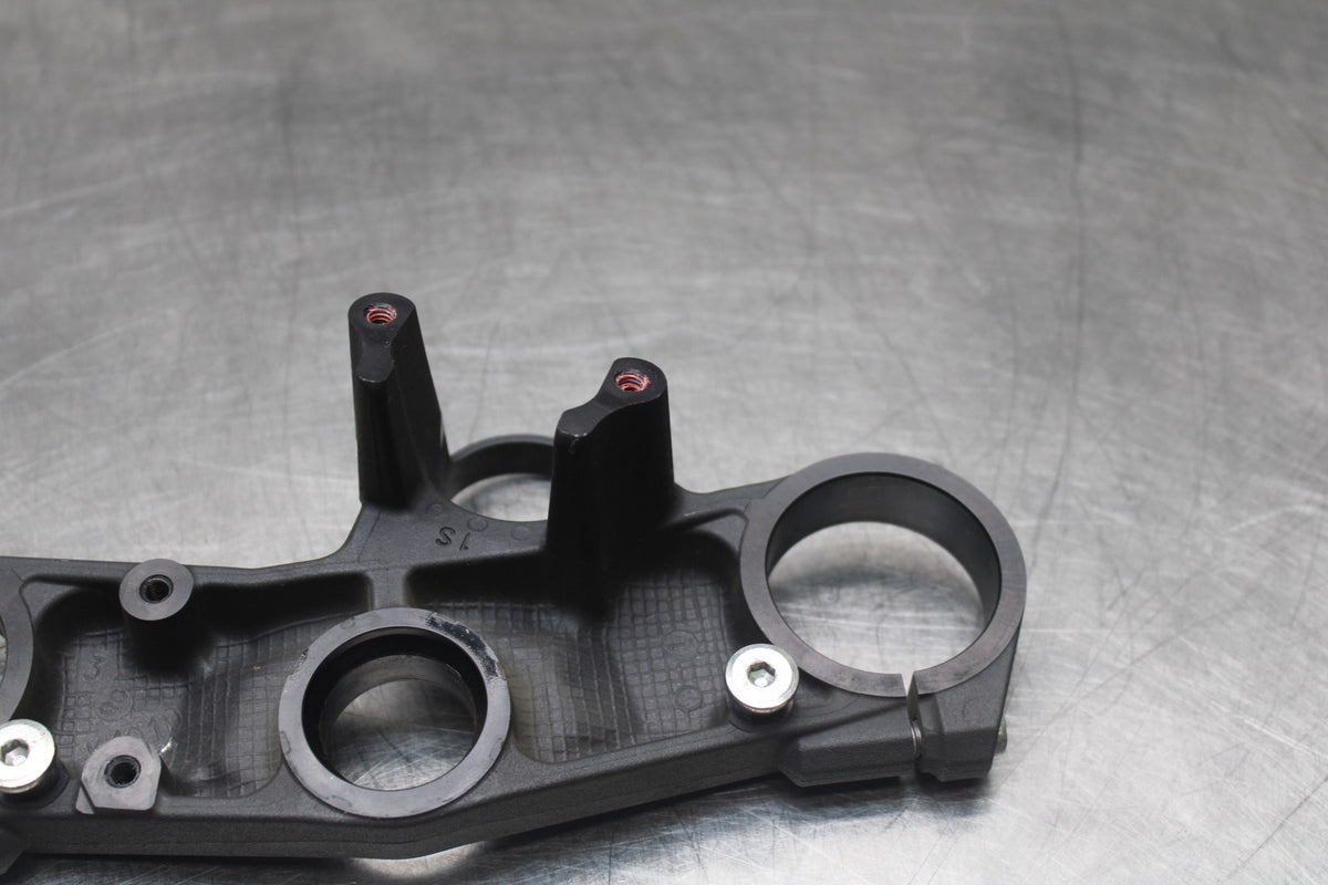 08 KAWASAKI NINJA ZX10R FORKS UPPER TRIPLE TREE CLAMP BB902