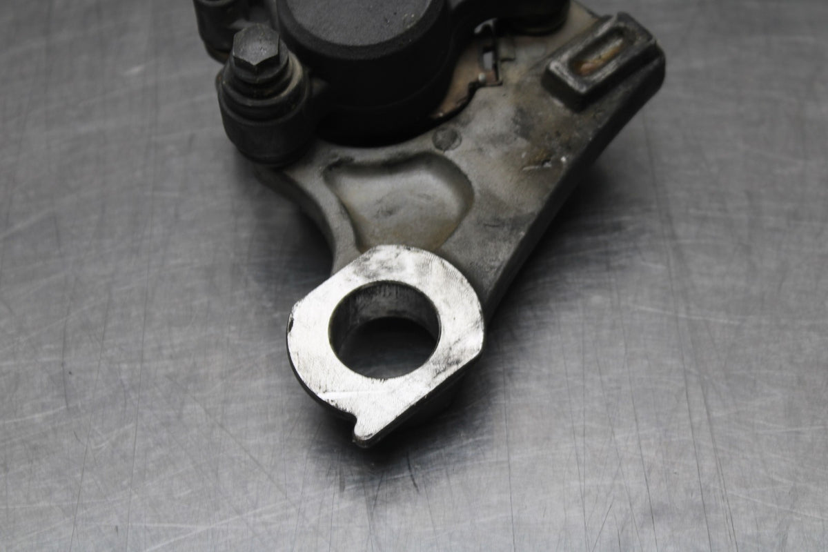 07-08 YAMAHA YZF R1 REAR BACK BRAKE CALIPER W MOUNT BRACKET BB771