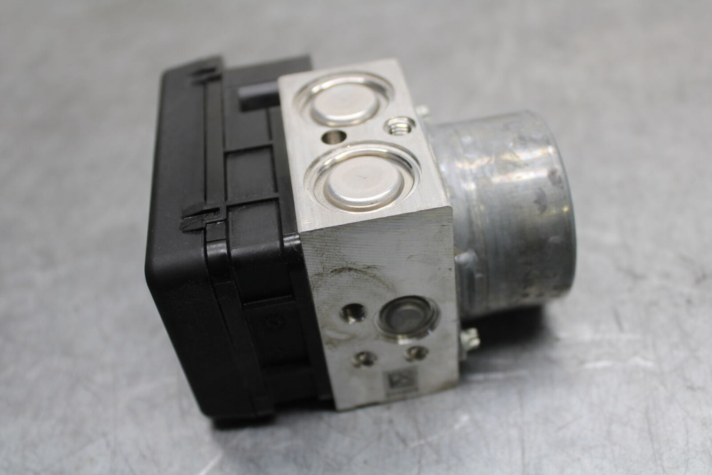 13-18 KAWASAKI NINJA ZX6R ABS PUMP UNIT MODULE BB666