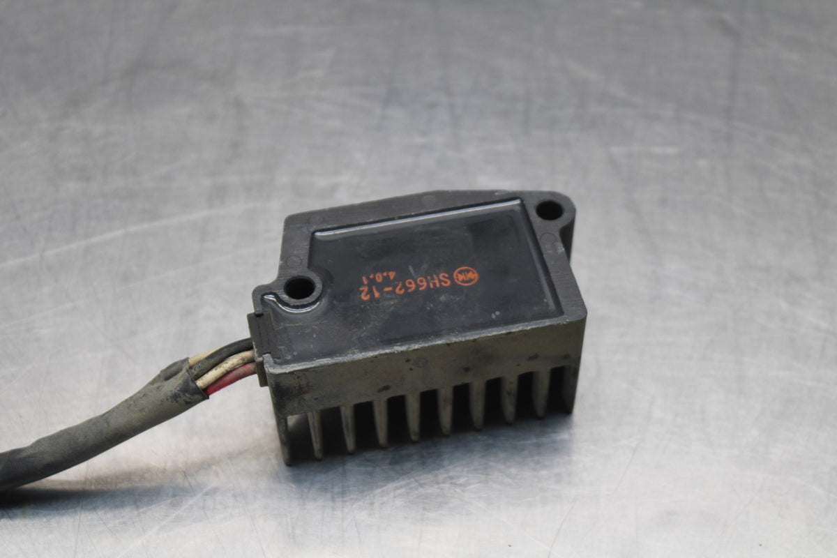 93-07 YAMAHA VMAX 1200 RECTIFIER VOLTAGE REGULATOR BB197