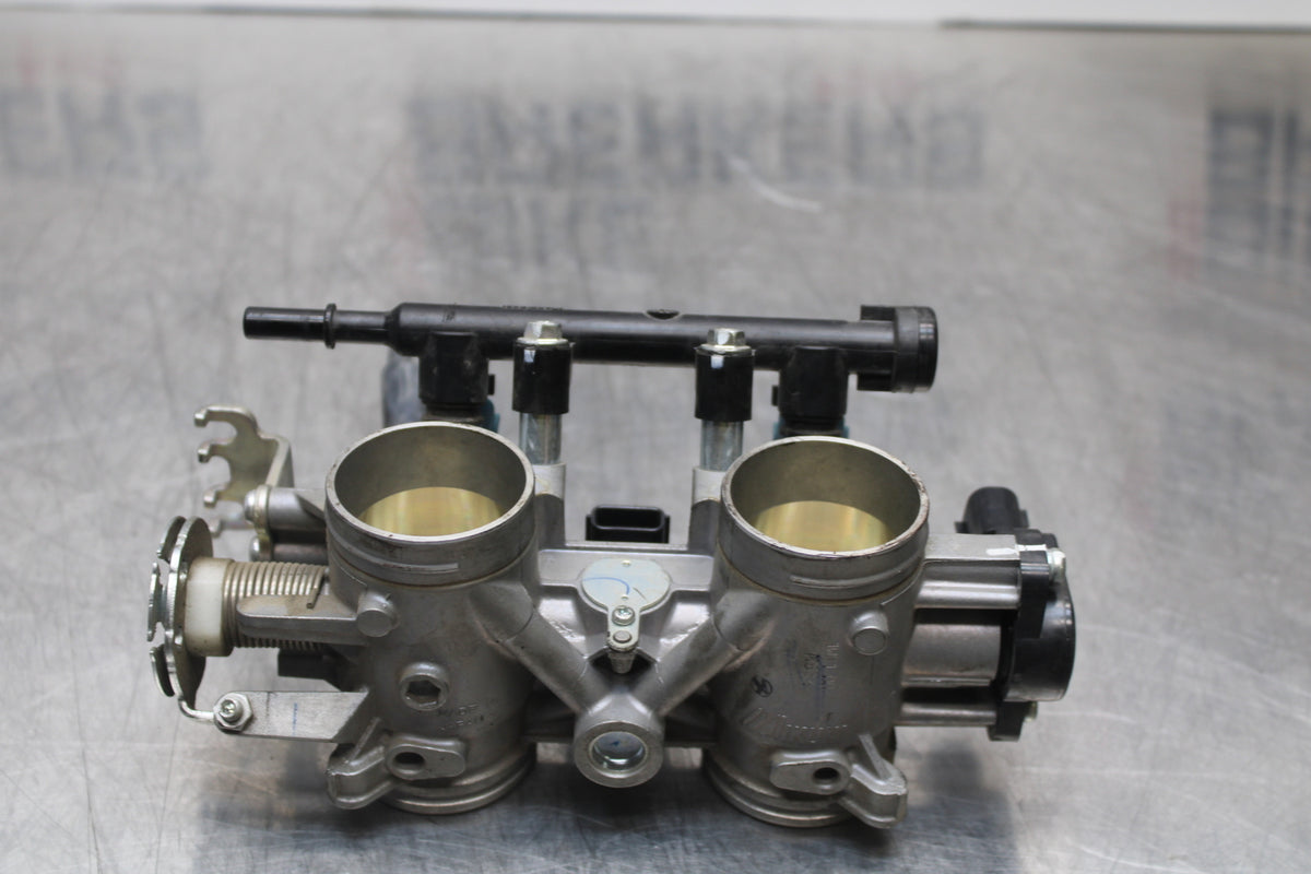 14-17 YAMAHA FZ07 MAIN FUEL INJECTORS / THROTTLE BODIES BB162