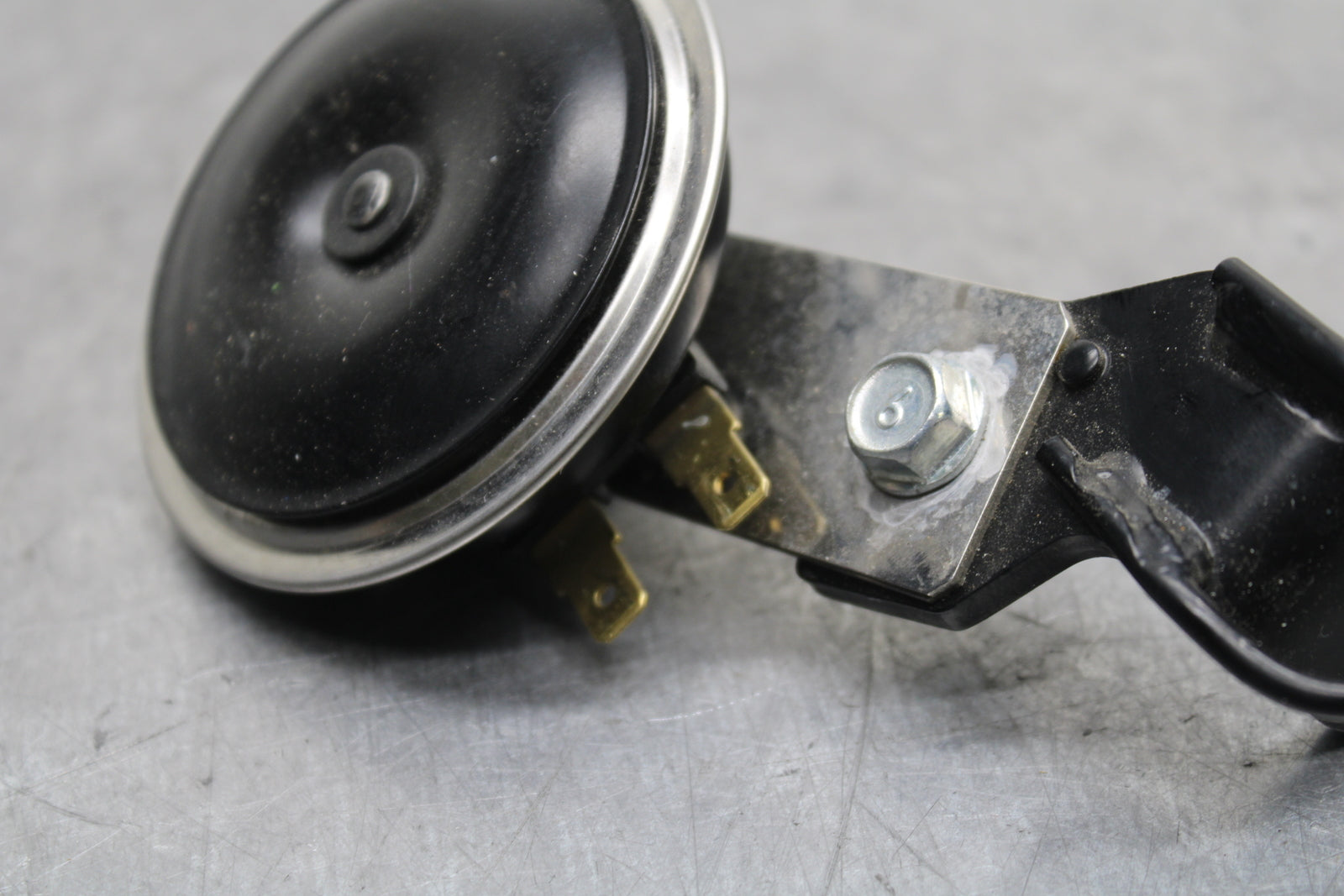 19-23 KAWASAKI NINJA ZX6R HORN SIGNAL BB749