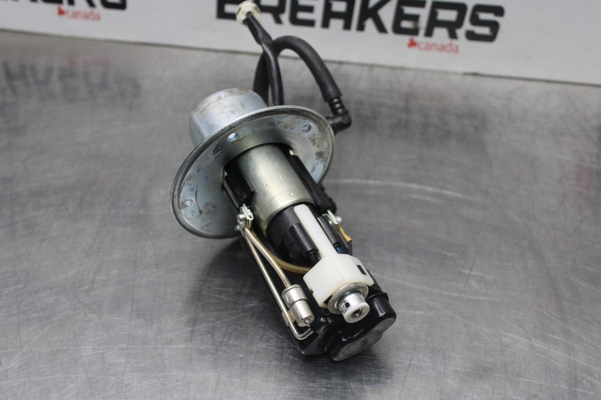 04-05 SUZUKI GSXR600 FUEL PUMP GAS PETROL SENDER UNIT BB792
