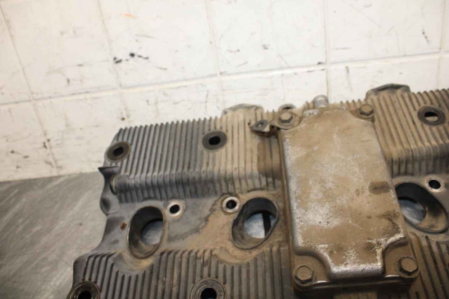 91-92 SUZUKI GSXR750 M  ENGINE TOP END CYLINDER HEAD COVER BB493