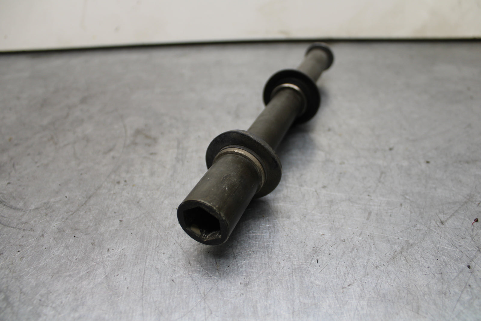 13-18 KAWASAKI NINJA ZX6R FRONT WHEEL RIM AXLE PIVOT BOLT BB118