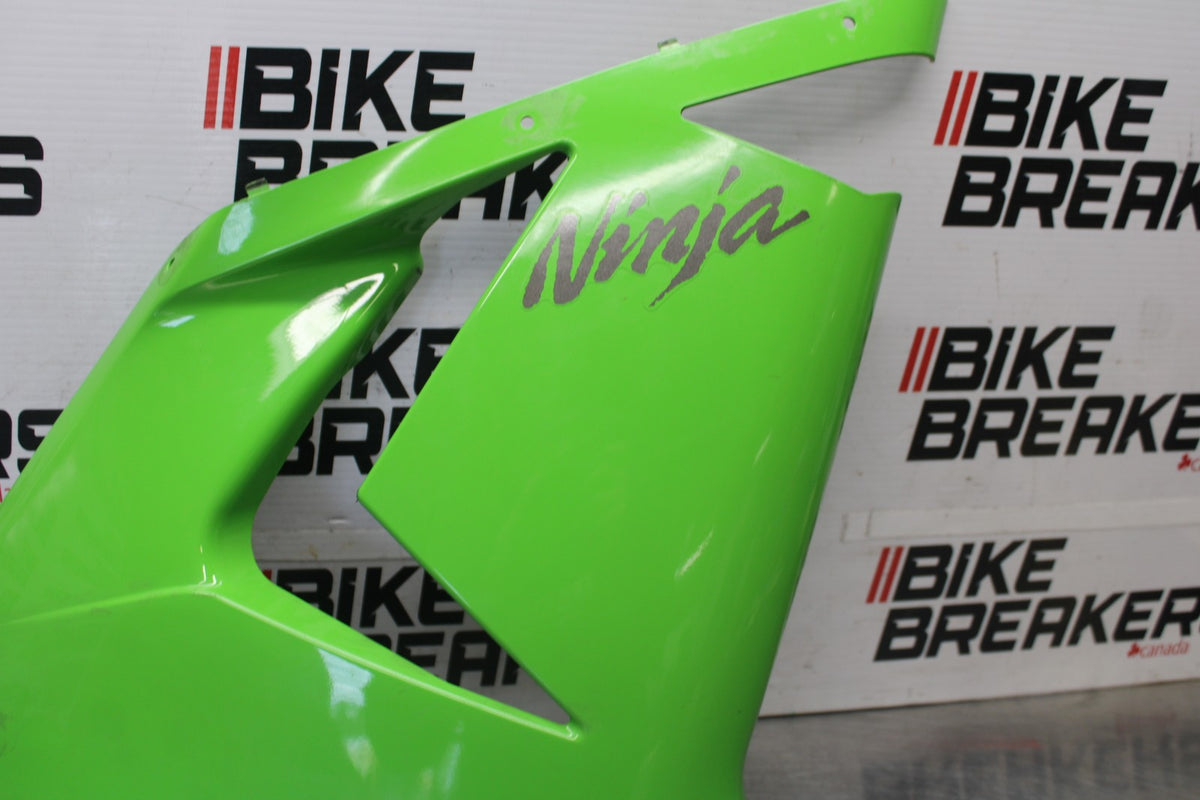 04-05 KAWASAKI NINJA ZX10R RIGHT MID UPPER SIDE FAIRING COWL PLASTIC BB931