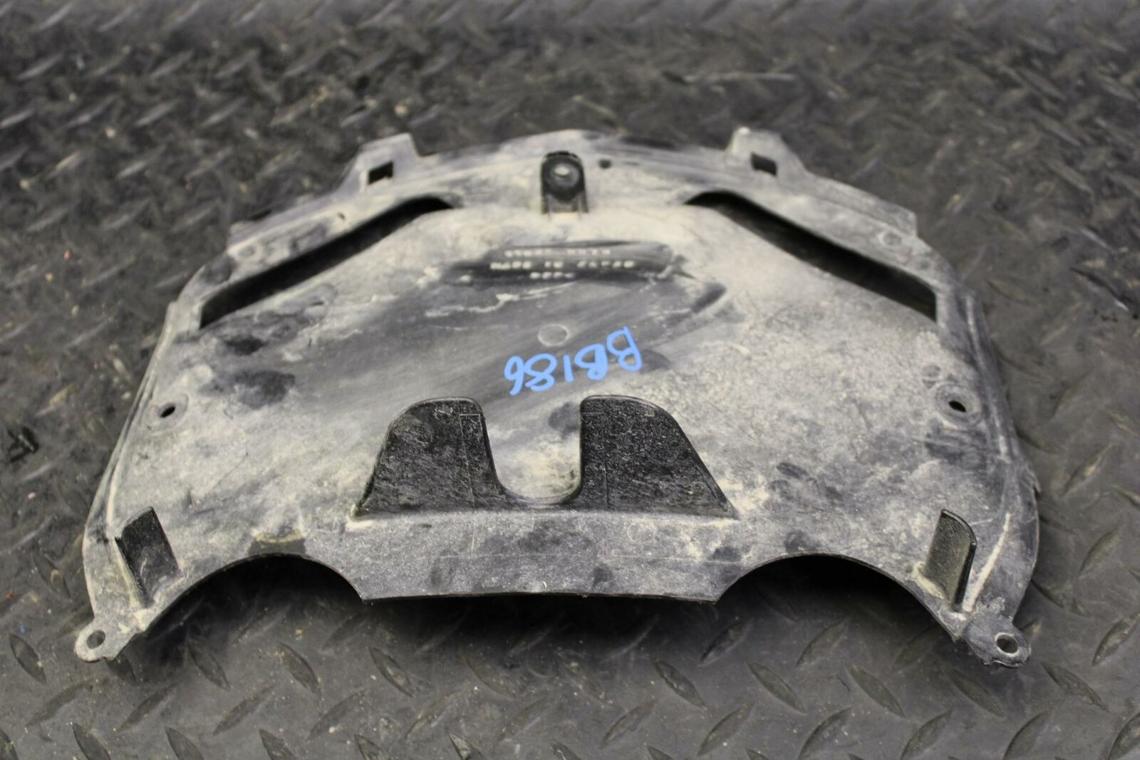 06-07 KAWASAKI NINJA ZX10R LOWER FRONT UPPER INNER HEADLIGHT COWL FAIRING  BB186