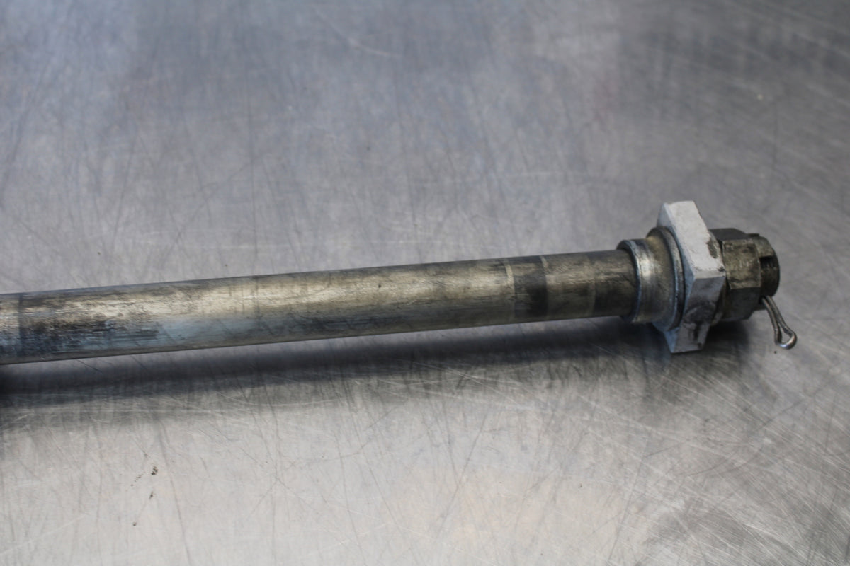 03-06 KAWASAKI Z1000 REAR AXLE BACK WHEEL RIM PIVOT BOLT AXEL BB164