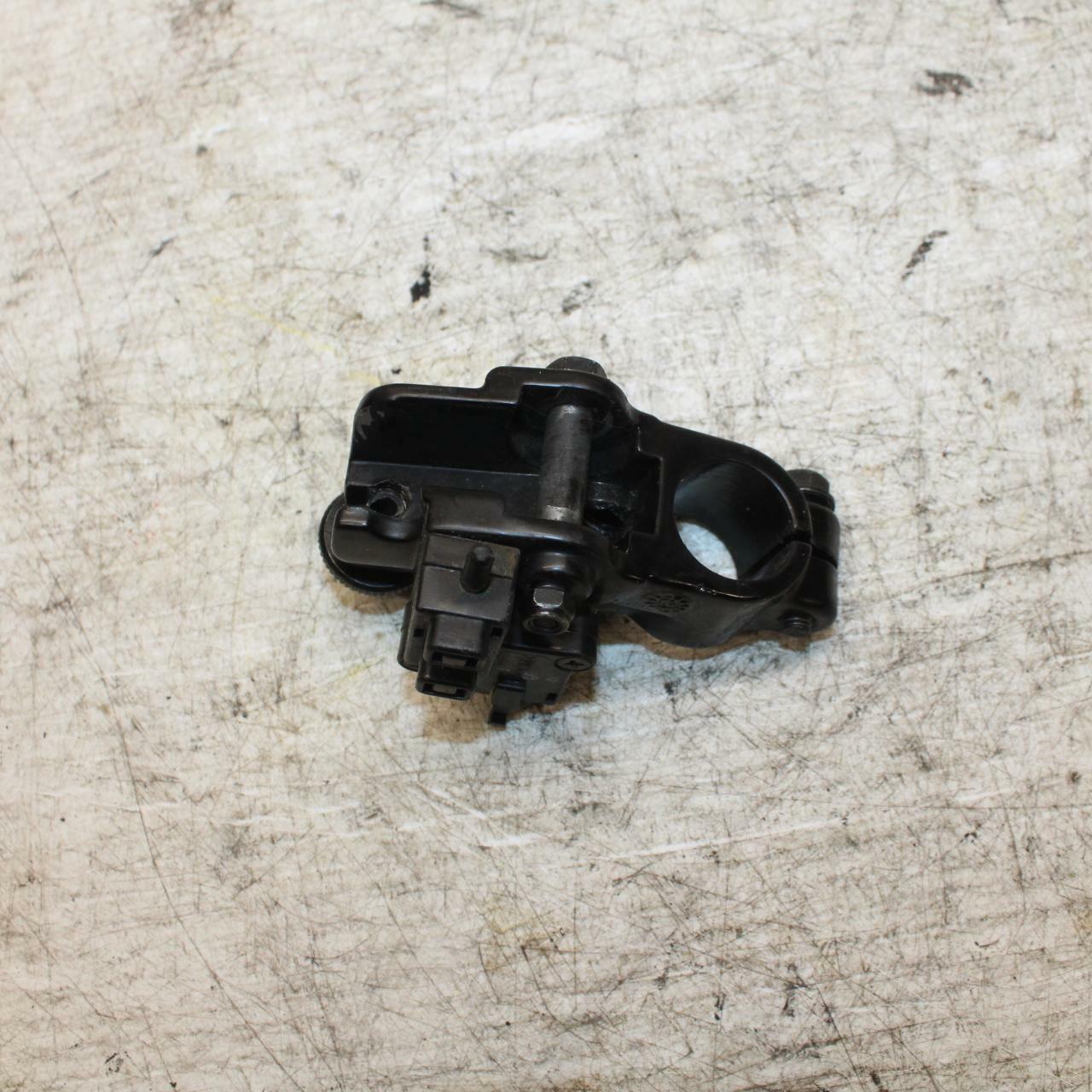 12-13 KAWASAKI EX300 NINJA CLUTCH LEVER PERCH MOUNT BRACKET BB373