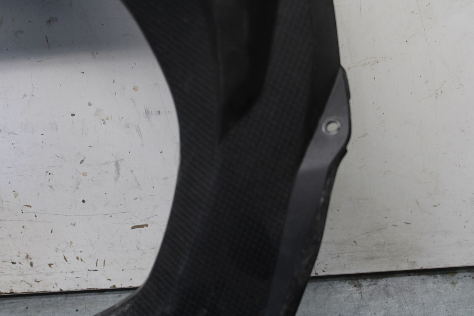 18-23 KAWASAKI NINJA 400 FRONT CENTER COWL FAIRING BB660