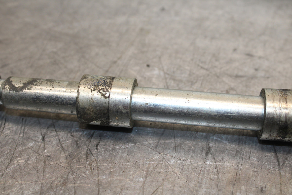 15-19 HONDA CBR300R FRONT WHEEL RIM AXLE PIVOT BOLT  BB112