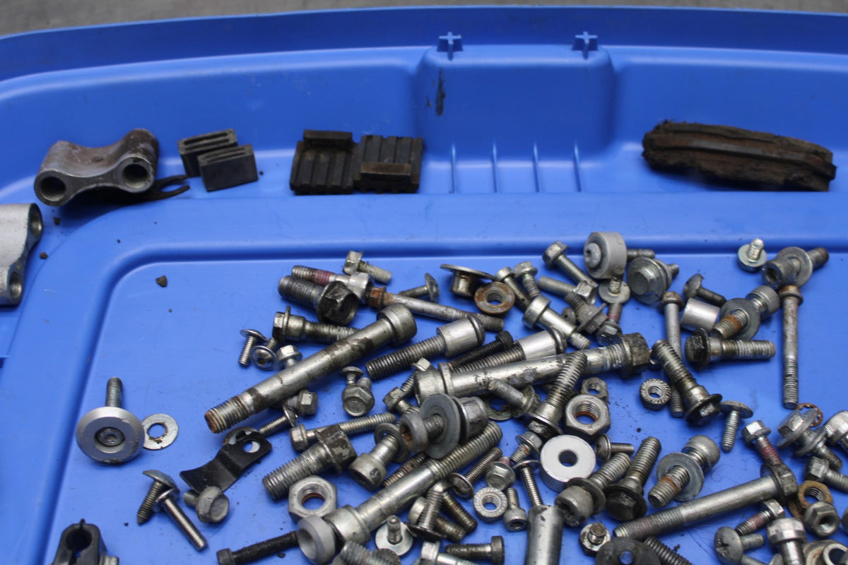 13-16 KTM 390 DUKE MOUNTING BOLTS HARDWARE MOTOR SCREWS BB815