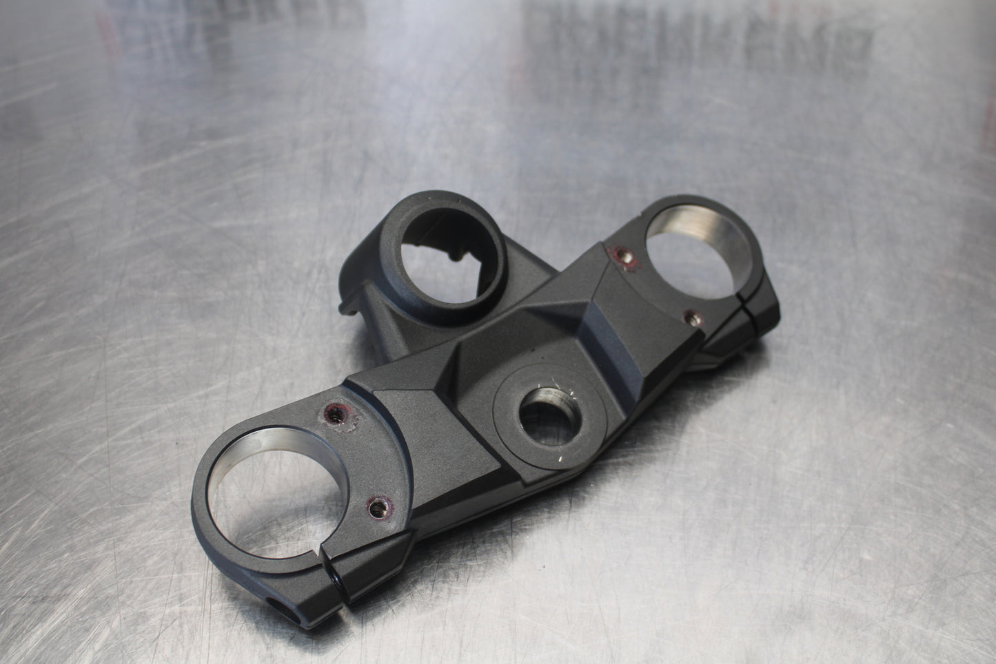 23-24 KAWASAKI NINJA ZX14R FORKS UPPER TRIPLE TREE CLAMP BB169