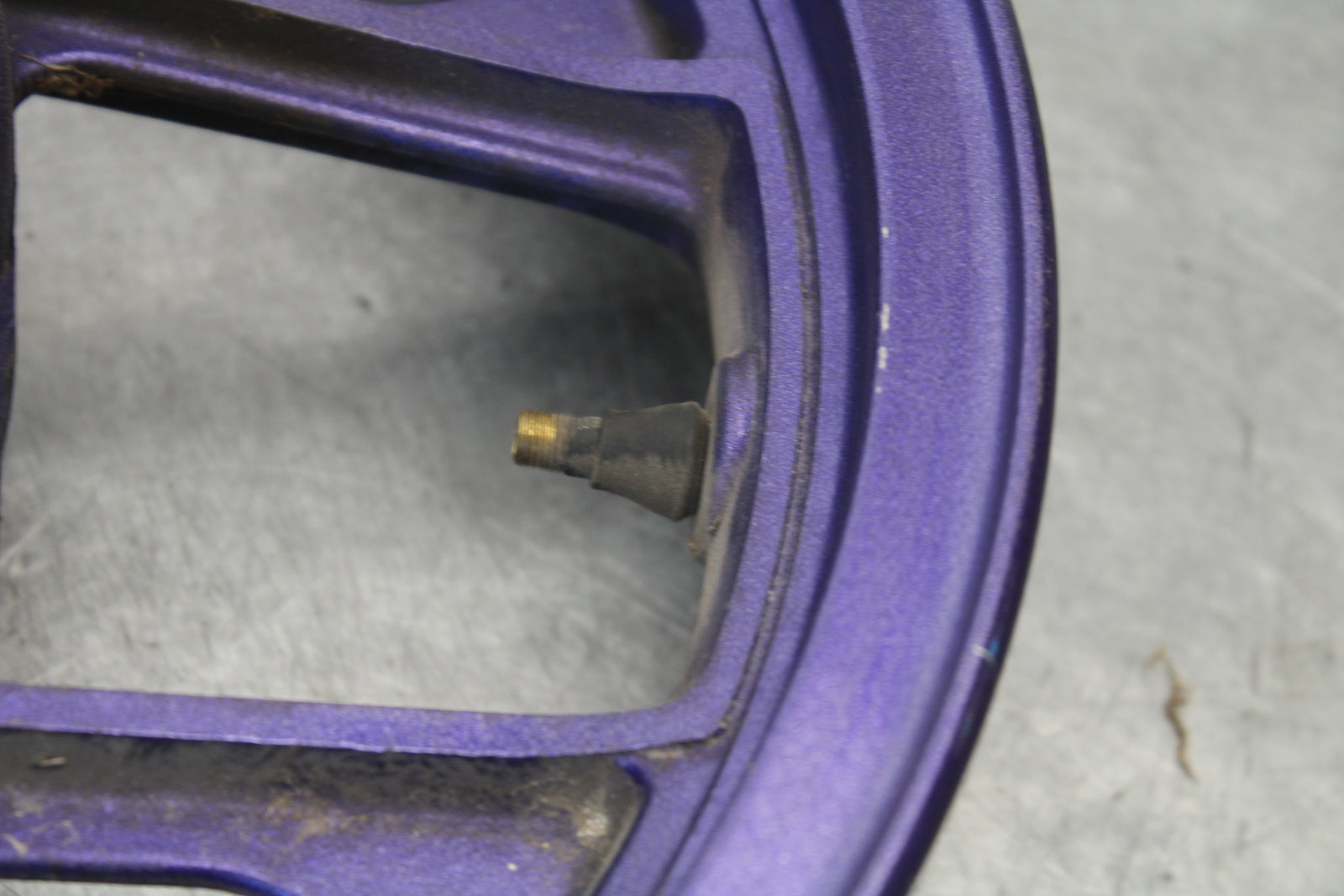 95-95 KAWASAKI NINJA 600R ZX600C FRONT WHEEL FRONT RIM BB73