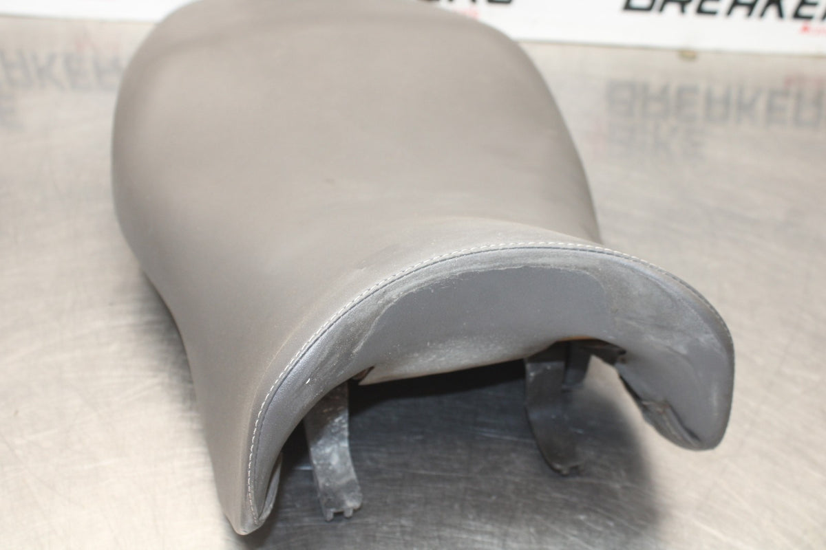 05 DUCATI SUPERSPORT 800 FRONT REAR SEAT SADDLE BB913