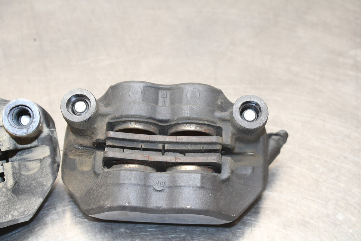 19-23 KAWASAKI NINJA ZX6R RIGHT LEFT FRONT BRAKE CALIPER SET PAIR CALIPERS BB188