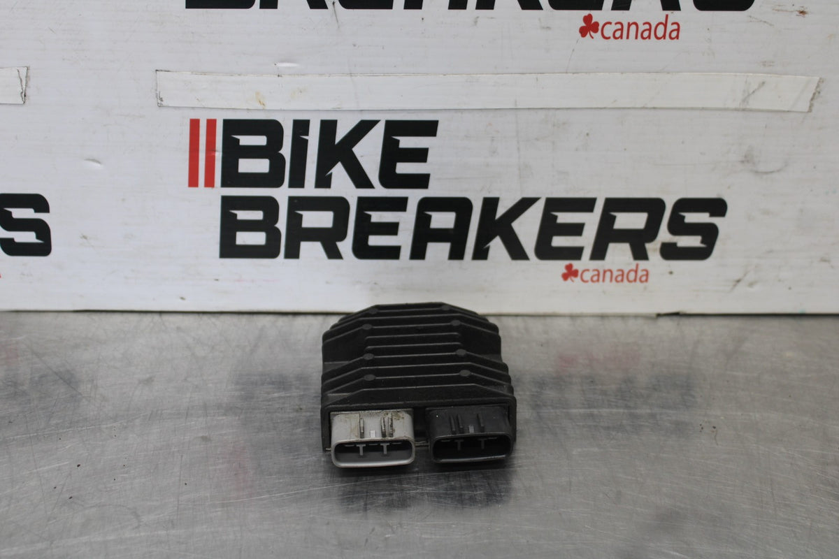 04-05 KAWASAKI NINJA ZX10R RECTIFIER VOLTAGE REGULATOR BB931