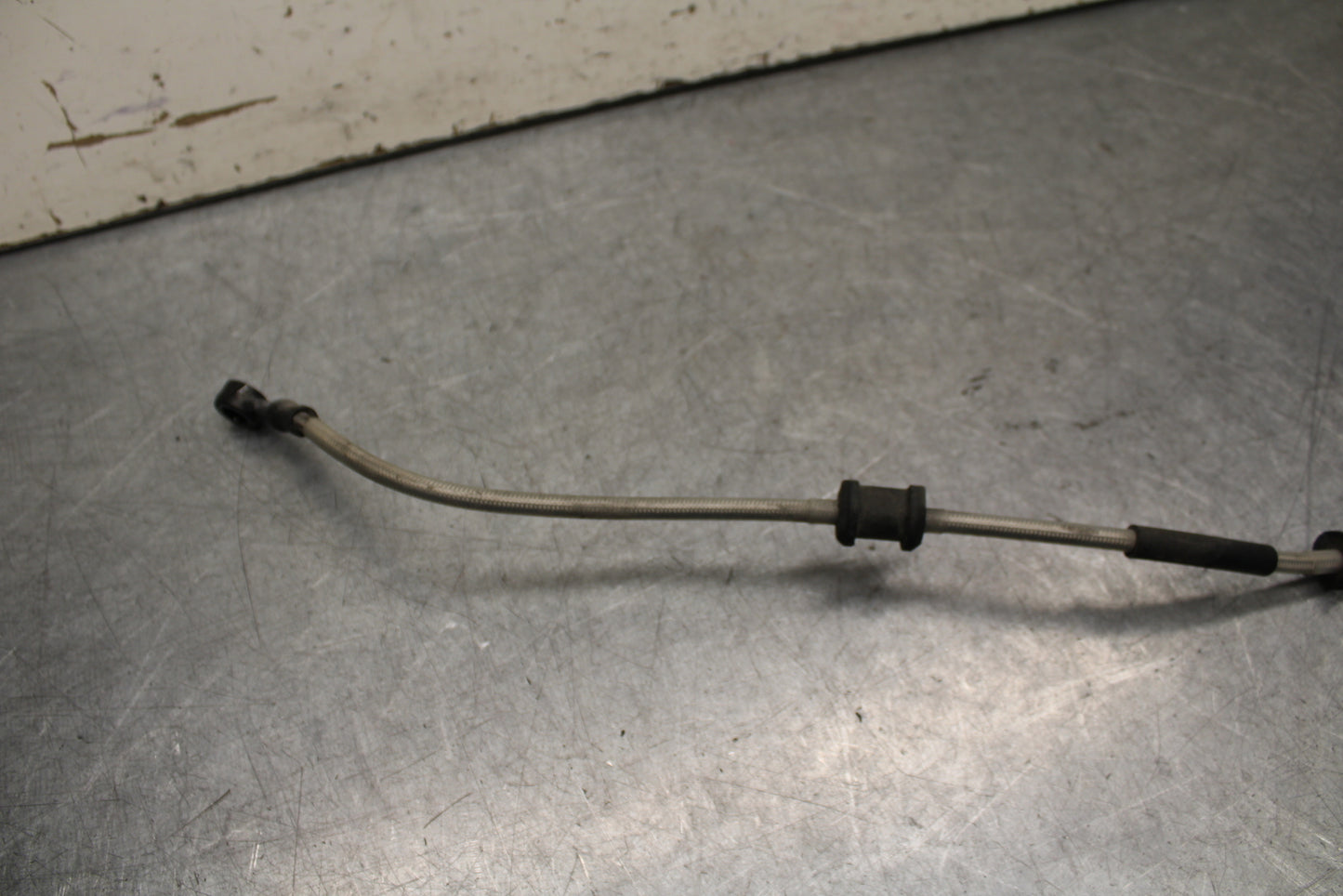 16 KAWASAKI NINJA ZX10R REAR BACK BRAKE HOSE FLUID LINE BB650