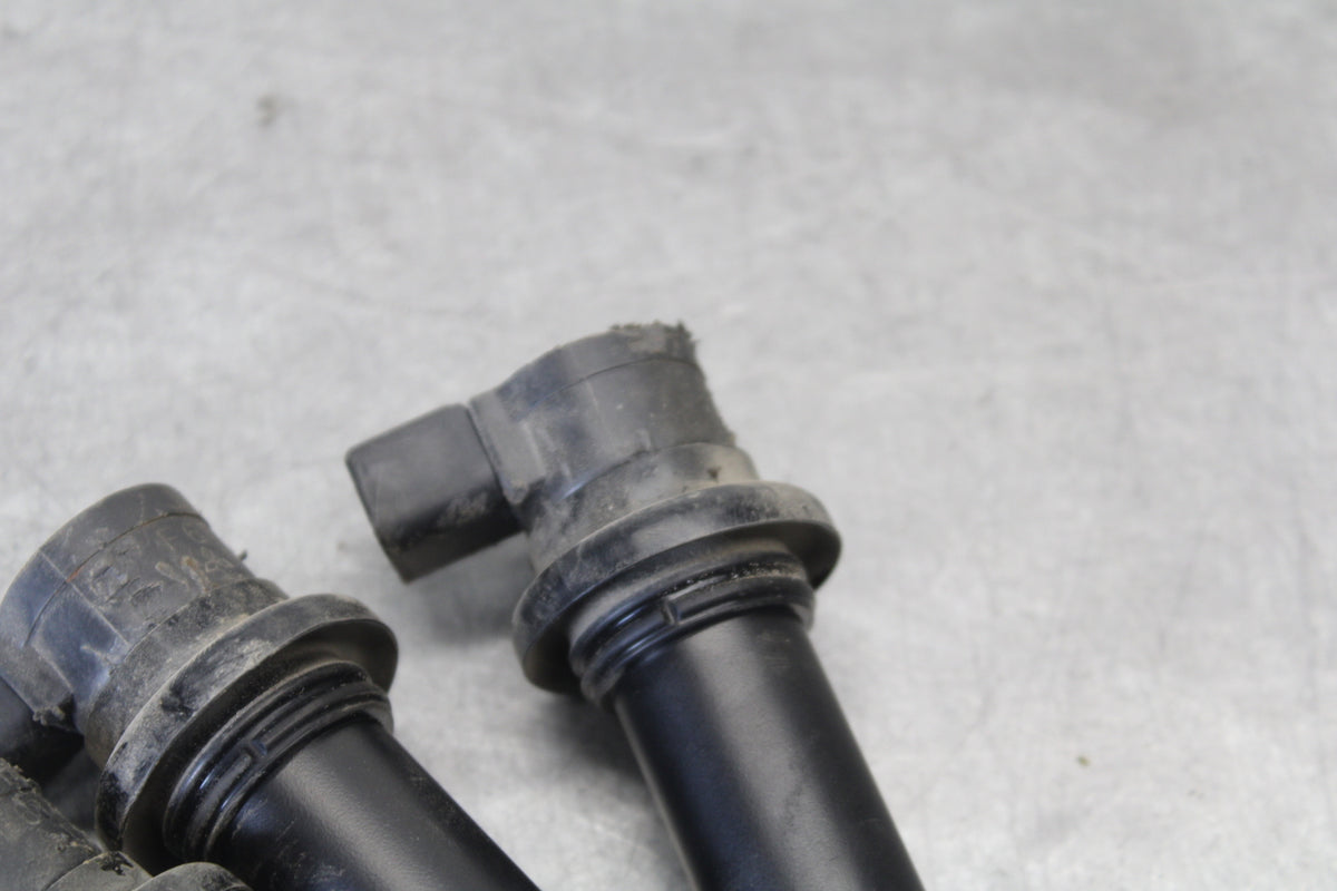 09-14 YAMAHA YZF R1 IGNITION COILS COIL SPARK PLUG CAPS 14B-82310-00-00 BB696