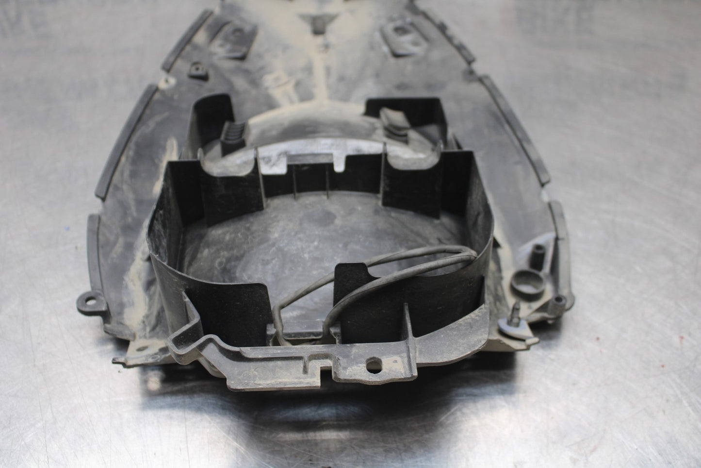 09-10 KAWASAKI ER-6N REAR BACK TAIL UNDERTAIL FAIRING COWL FENDER BB205