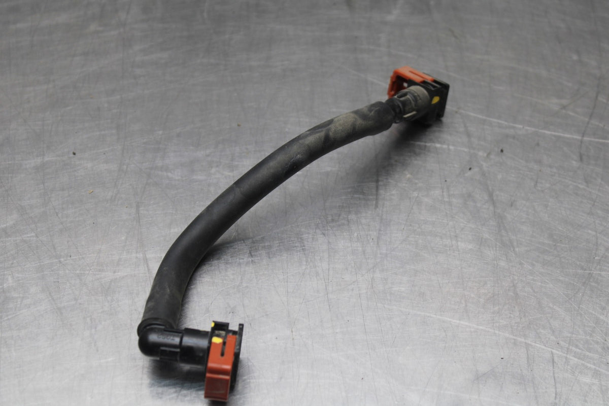 18-26 KAWASAKI Z400 FUEL HOSE GAS LINE TUBE PIPE BB852