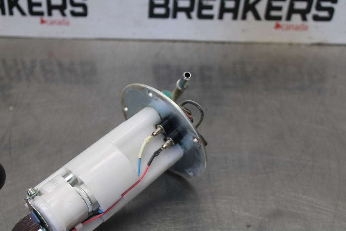 24 KAWASAKI NINJA ZX6R ZX636 ABS 40TH ANNIVERSARY FUEL PUMP GAS PETROL BB911