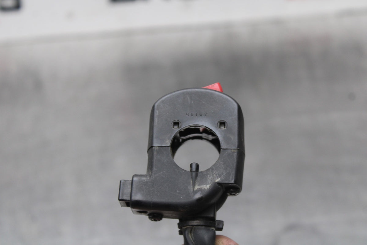 08 HONDA CBR125R RIGHT CLIP ON HANDLE KILL OFF START SWITCH SWITCHES BB804