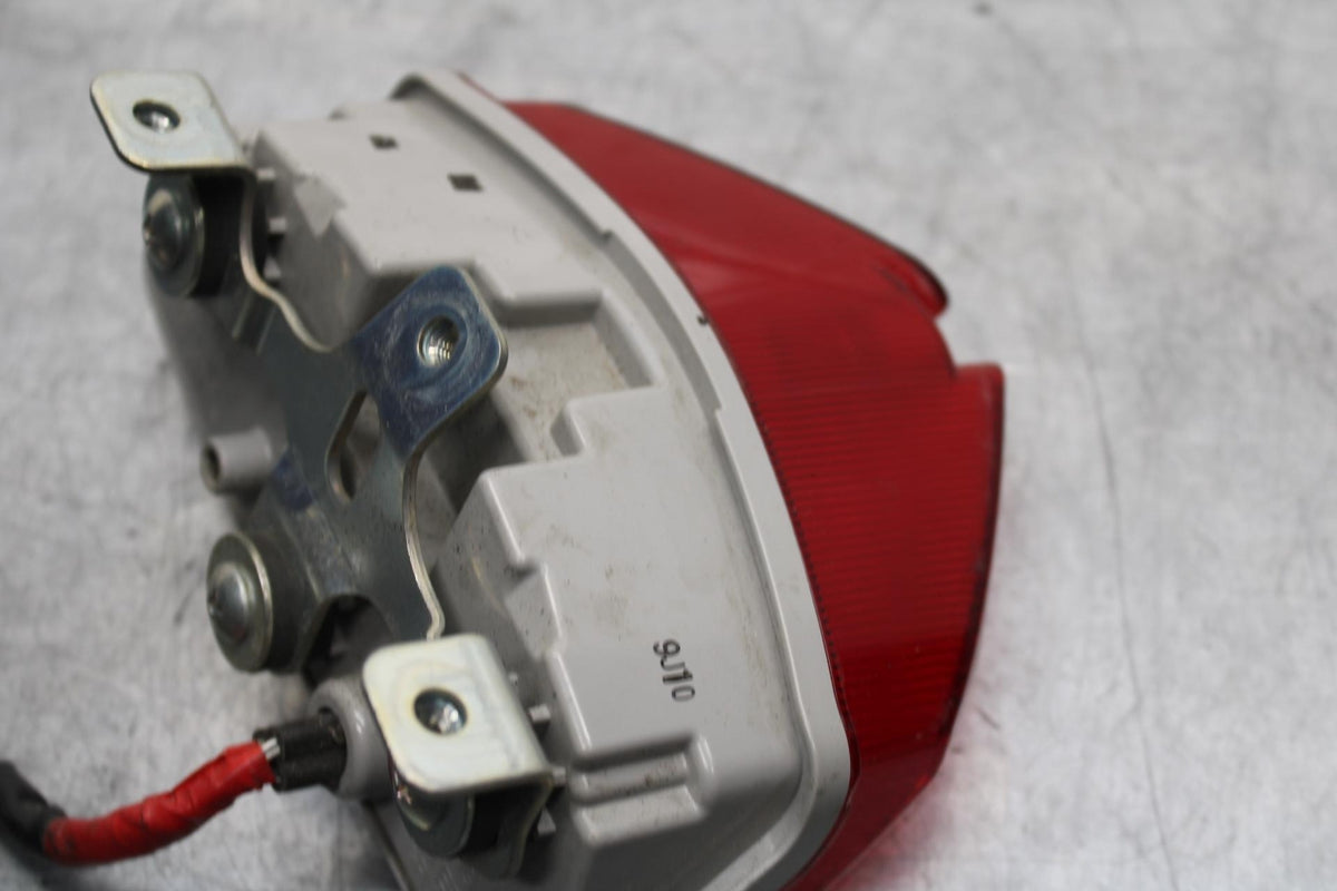 11-22 SUZUKI GSXR600 REAR TAIL TAILLIGHT BACK BRAKE LIGHT BB582