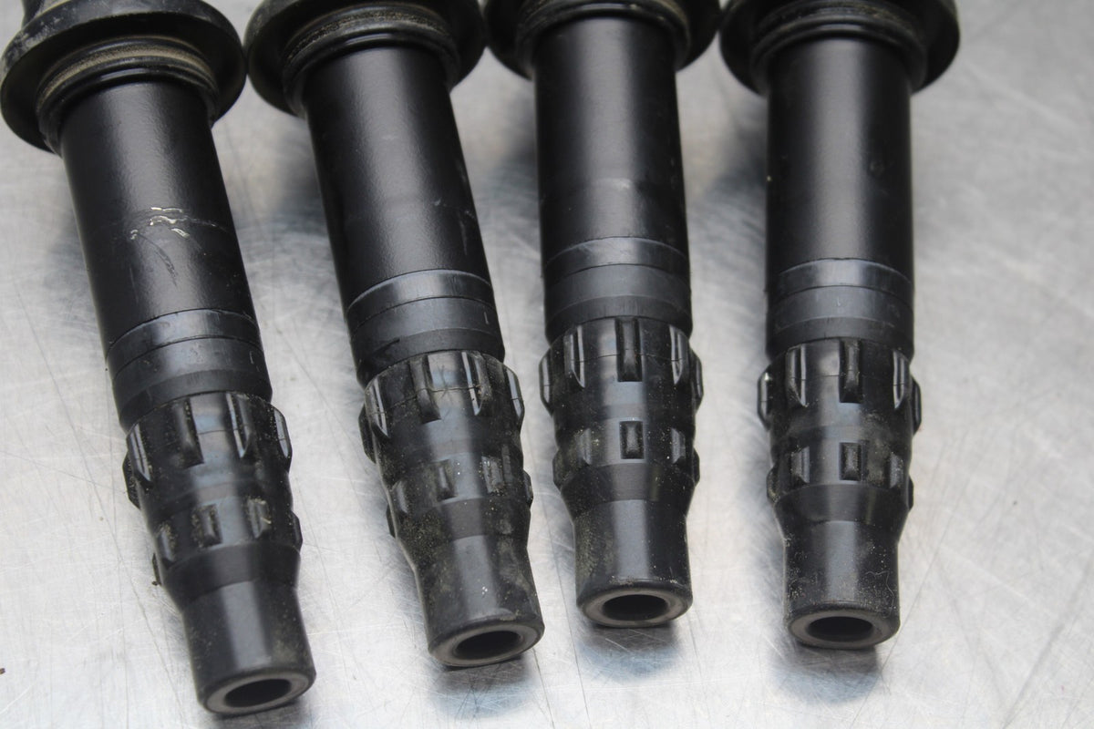 13 YAMAHA YZF R1 IGNITION COILS COIL SPARK PLUG CAPS BB781