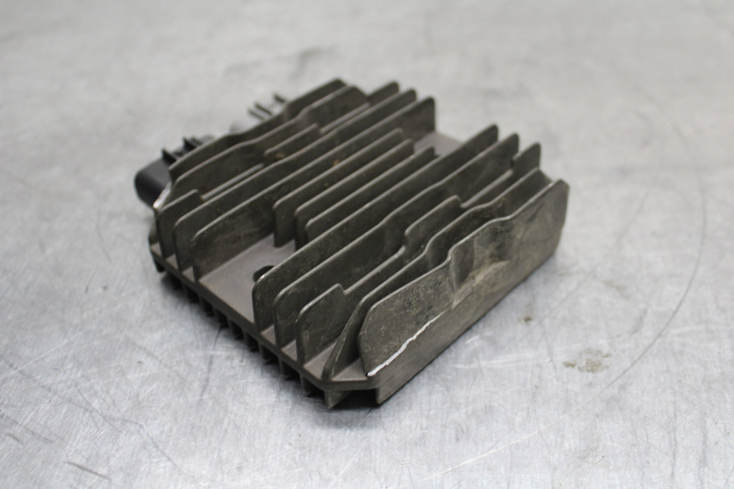 13-17 KAWASAKI NINJA ZX6R ZX636E RECTIFIER VOLTAGE REGULATOR BB735