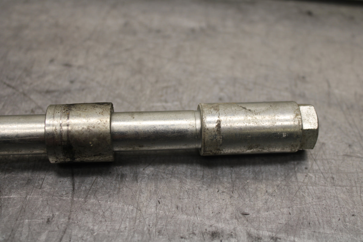 15-19 HONDA CBR300R FRONT WHEEL RIM AXLE PIVOT BOLT  BB112