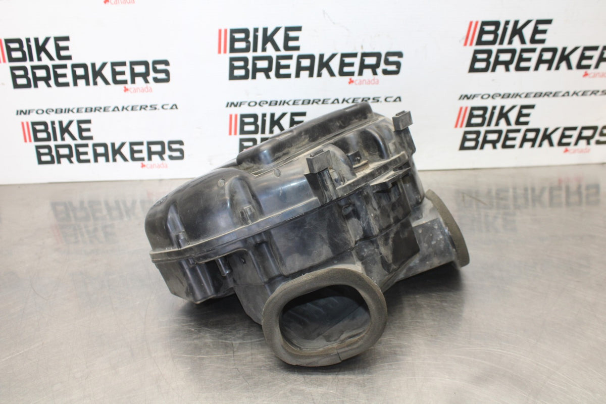 06-07 SUZUKI GSXR 600 AIRBOX AIR INTAKE FILTER BOX BB863