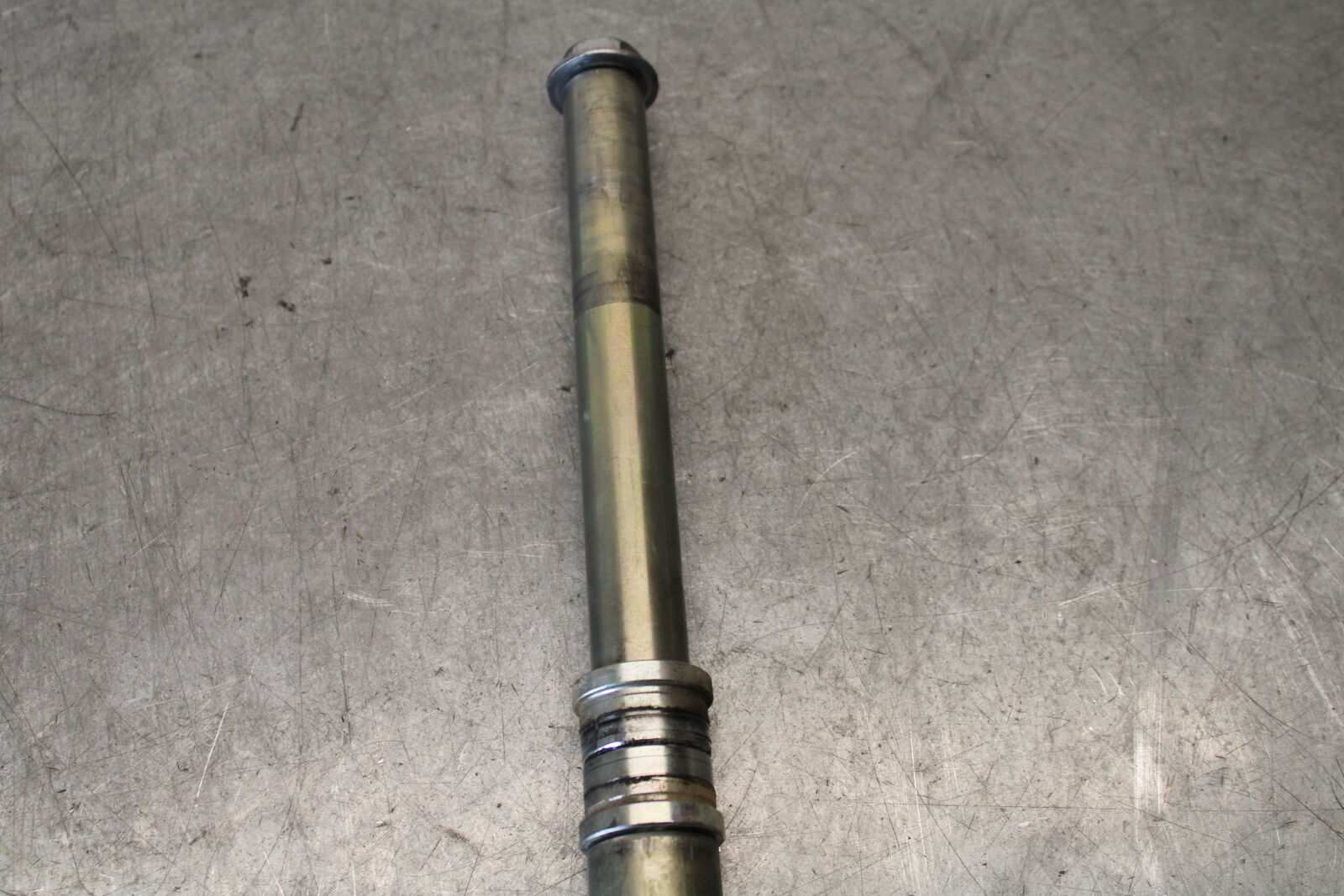 08-16 YAMAHA YZF R6 FRONT WHEEL RIM AXLE PIVOT BOLT 2C0-25181-00-00 BB665