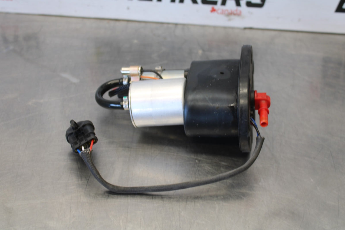 24 APRILIA TUONO V4 1100 FACTORY ABS FUEL PUMP GAS PETROL SENDER UNIT BB887