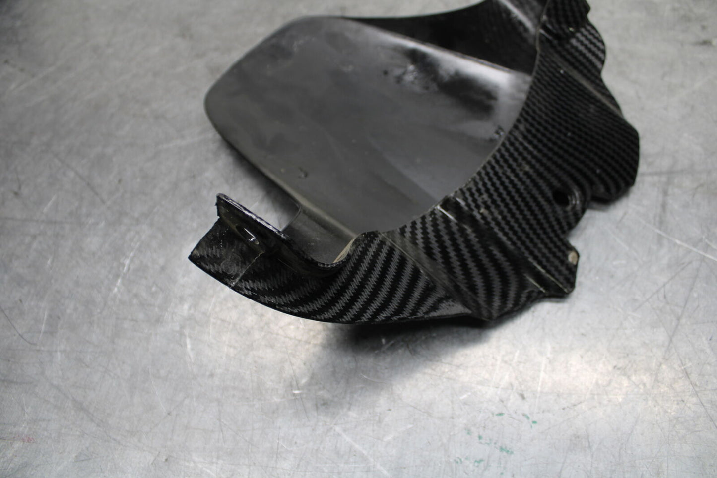 08-10 SUZUKI GSXR 600 AFTERMARKET REAR BACK WHEEL TIRE HUGGER FENDER  BB721