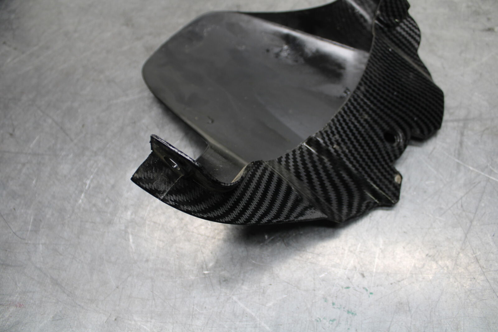 08-10 SUZUKI GSXR 600 AFTERMARKET REAR BACK WHEEL TIRE HUGGER FENDER  BB721
