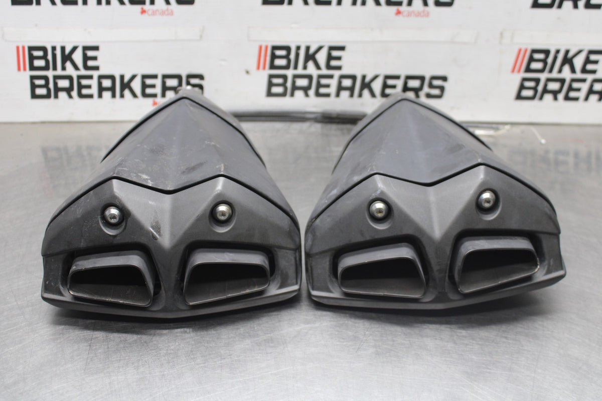 10-13 KAWASAKI Z1000 EXHAUST PIPE MUFFLER SLIP ON CAN SILENCER SET PAIR BB421