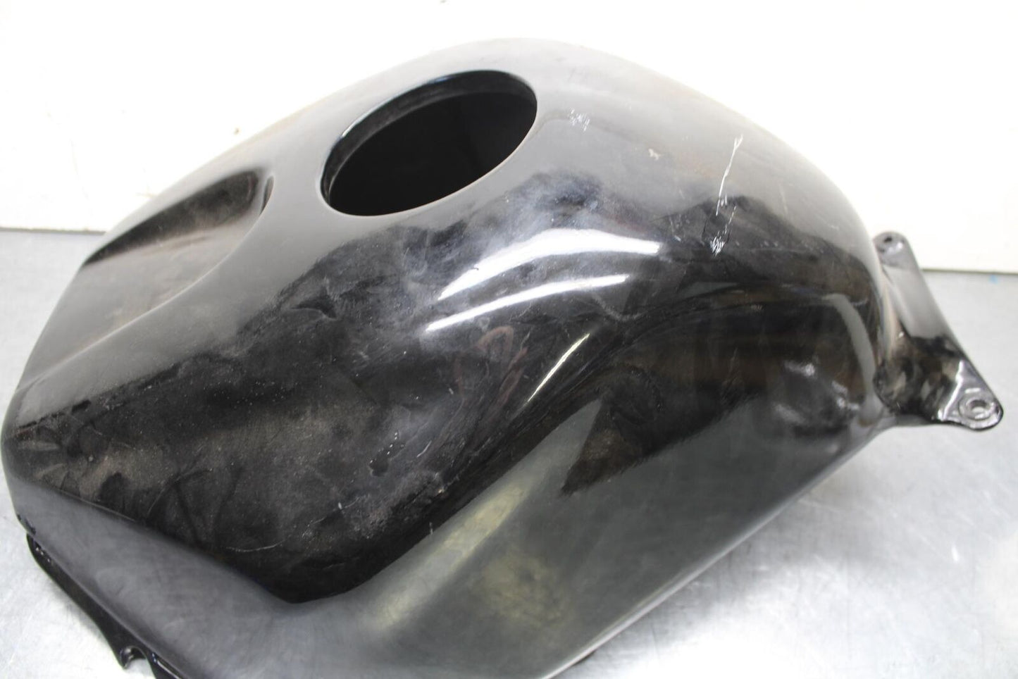 05-06 HONDA CBR600RR GAS TANK FUEL CELL COVER FAIRING COWL BB636