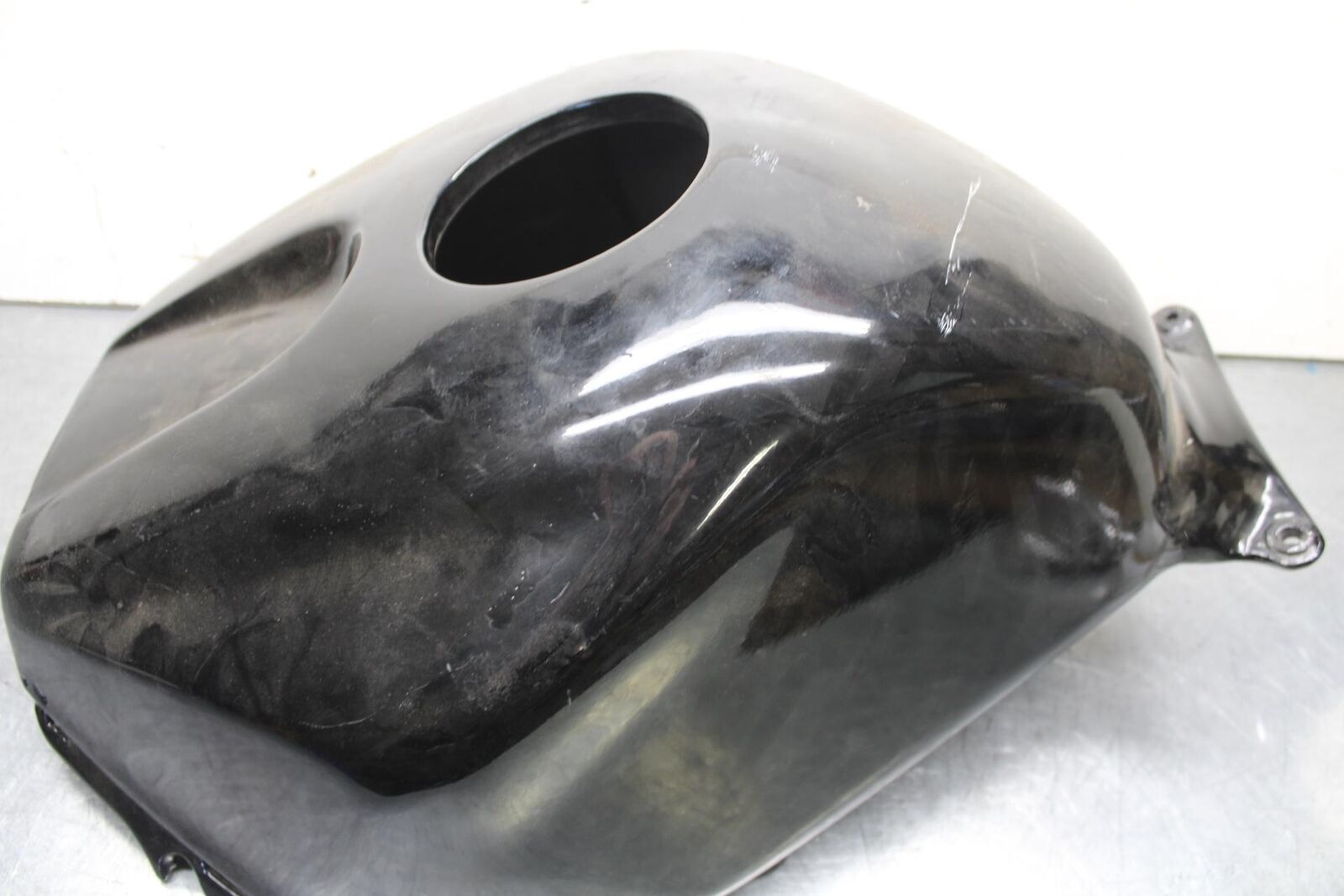 05-06 HONDA CBR600RR GAS TANK FUEL CELL COVER FAIRING COWL BB636